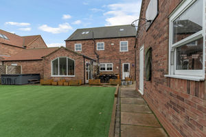 Photo 21- click for photo gallery